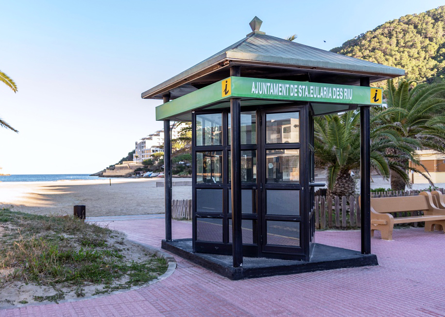 Cala Llonga Tourist Office