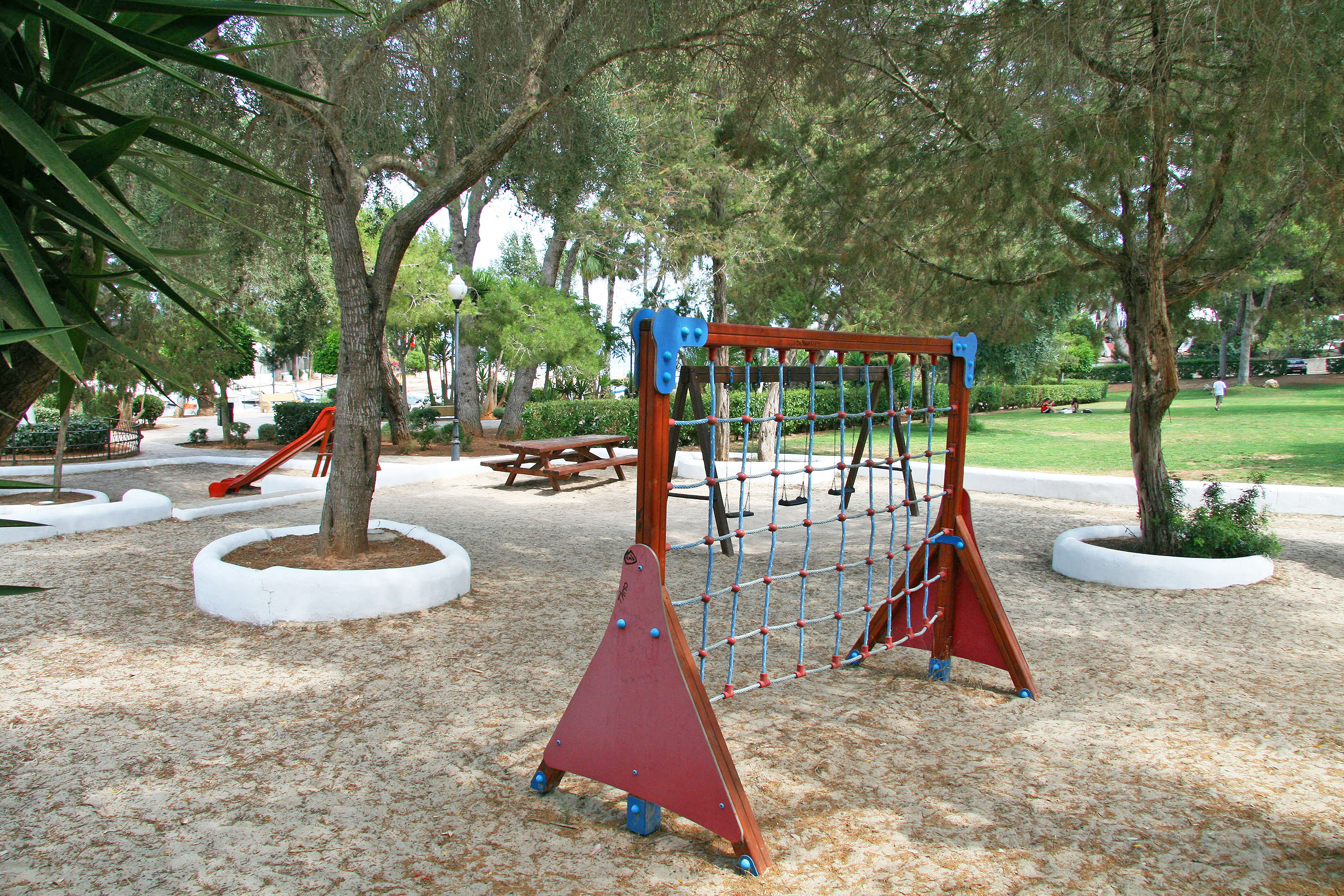Parque Infantil municipal desembocadura Riu (Siesta)