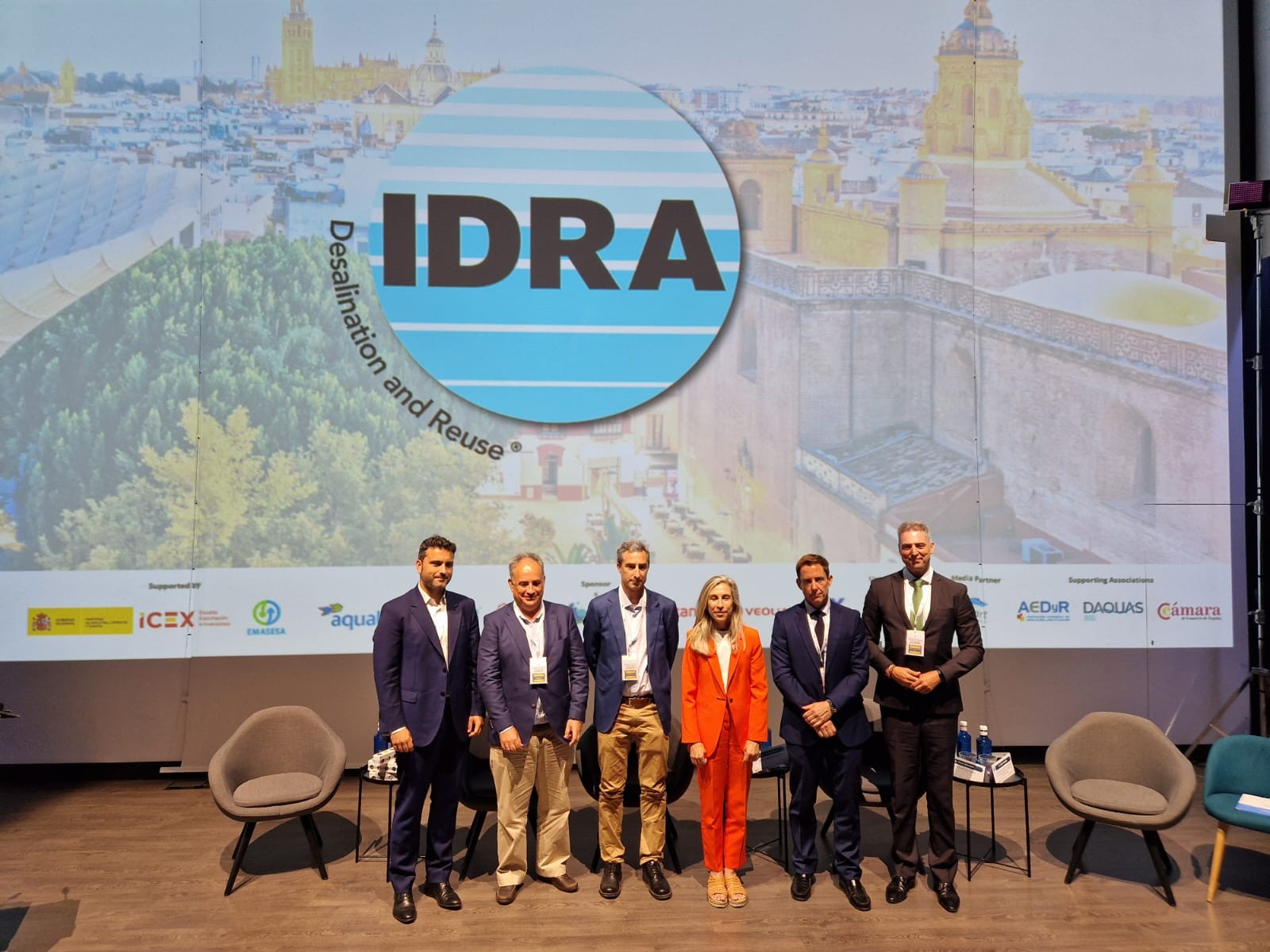 Santa Eulària des Riu presenta sus buenas prácticas en sostenibilidad hídrica en un congreso internacional sobre el agua en Sevilla