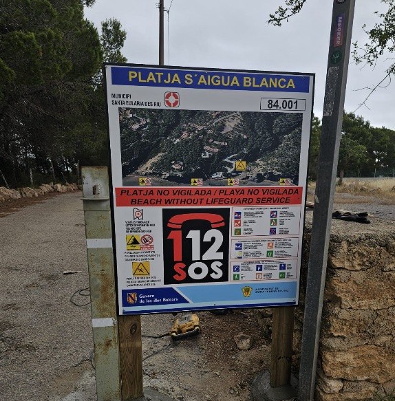 S’Aigua Blanca queda definida a partir d’aquest estiu com a platja no vigilada i sense serveis municipals