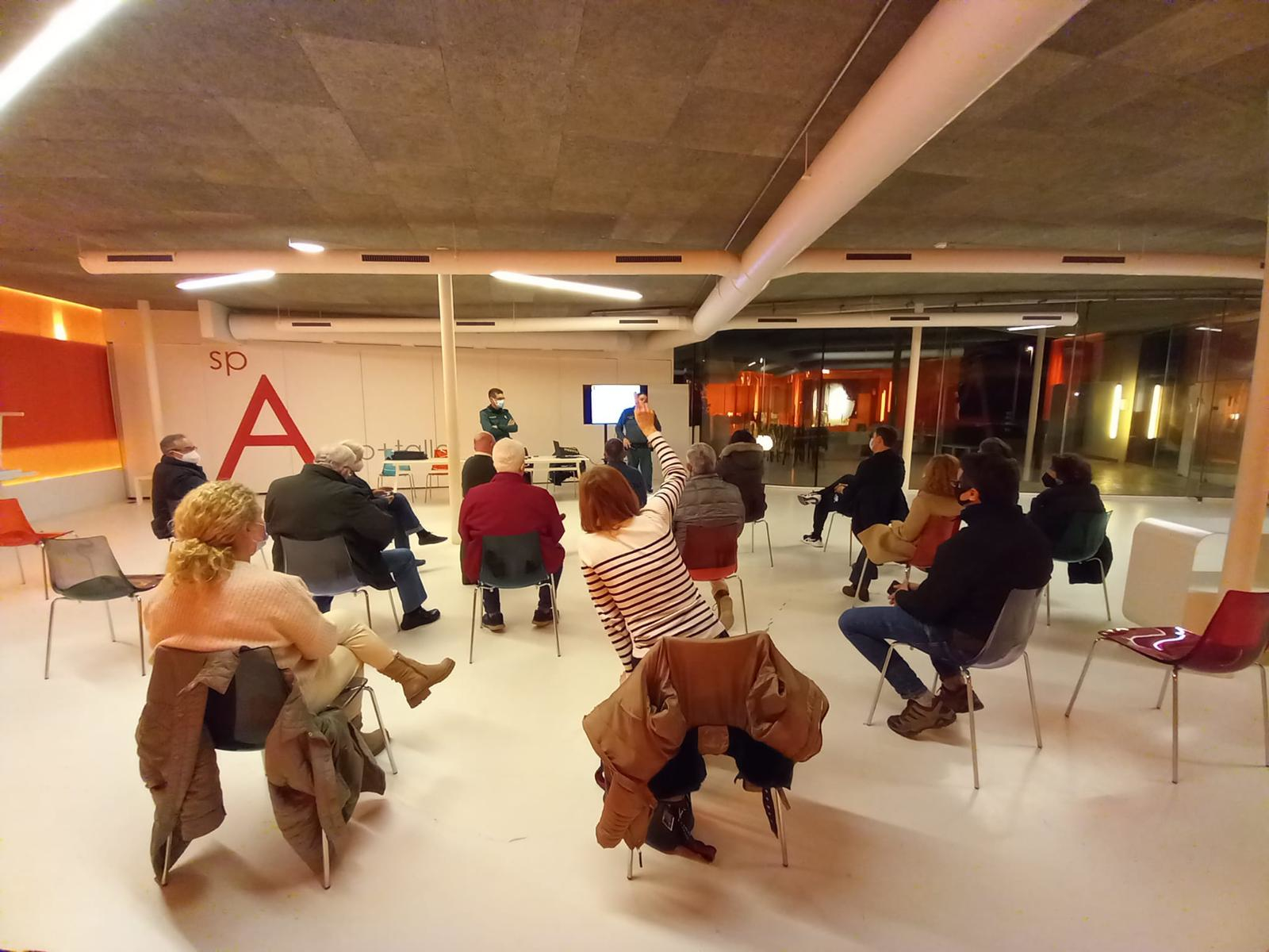 El Centre Cultural de Jesús acull una xerrada sobre prevenció de robatoris en entorns rurals del l'Equip Roca de la Guàrdia Civil