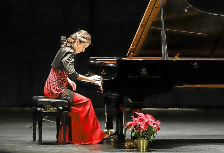 El Centre Parroquial de Sant Carles acoge el tradicional concierto navideño de la pianista ibicenca María José Perete