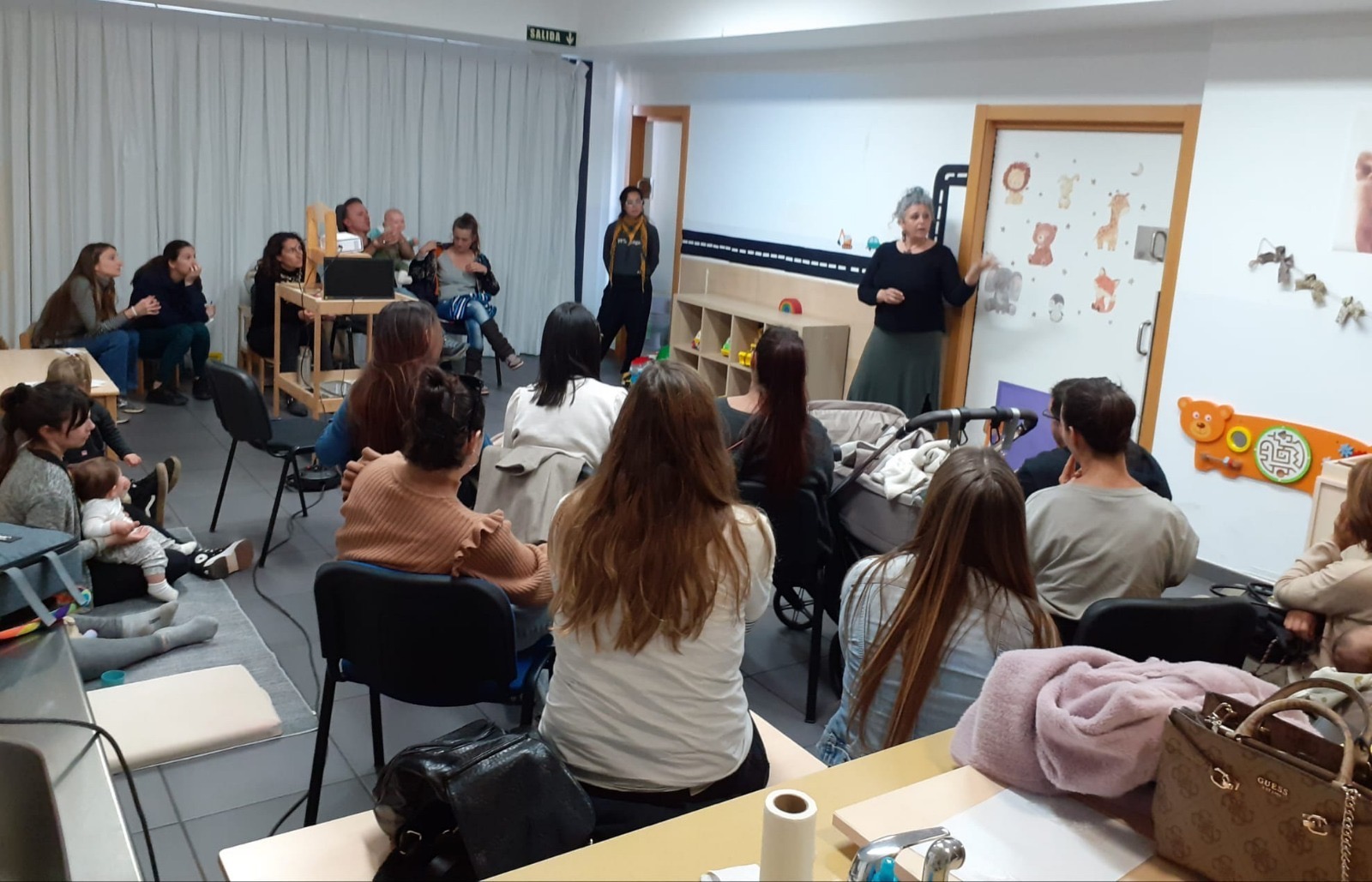 Santa Eulària des Riu impulsa nuevos talleres gratuitos para familias con niños de 0 a 3 años