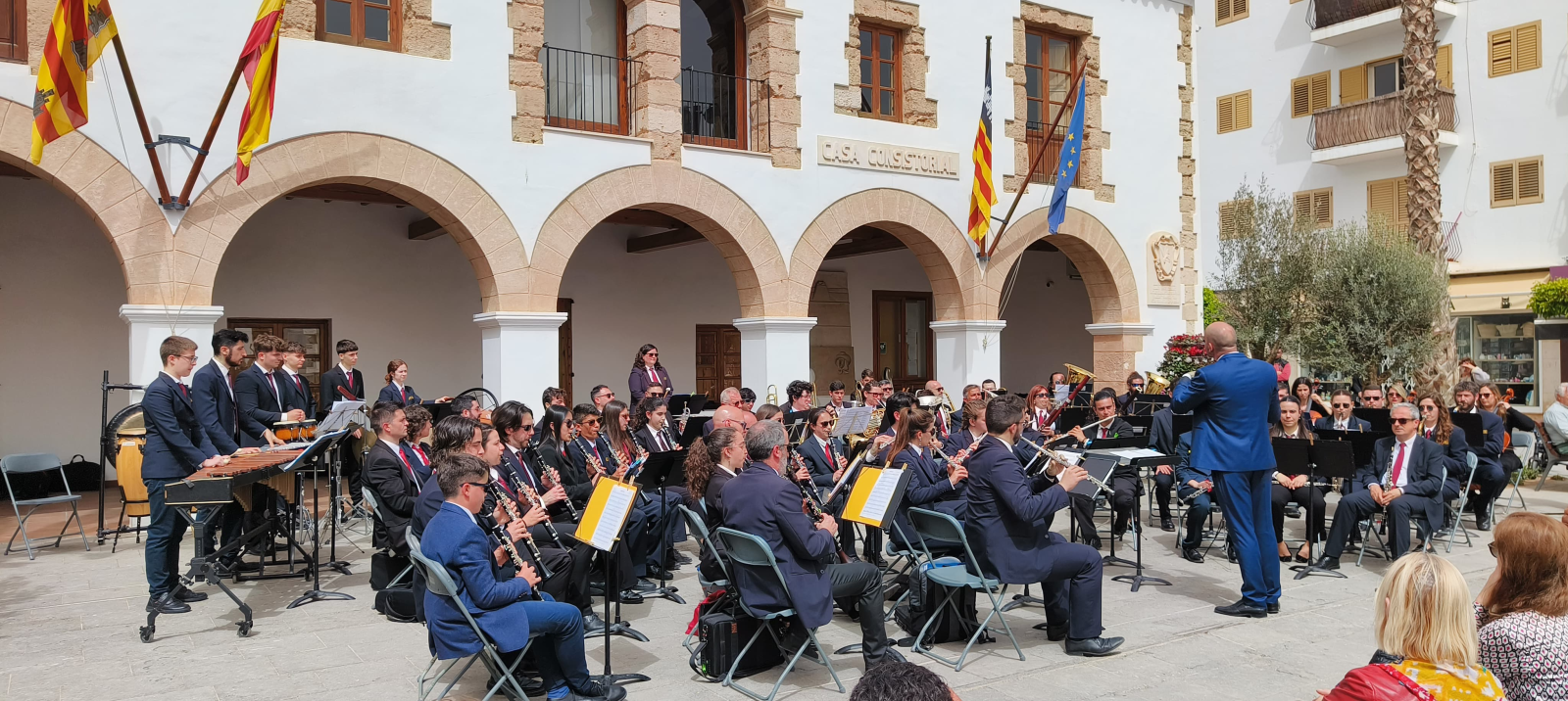 La Banda Municipal de Santa Eulària reviu la màgia del pasdoble aquest Divendres Sant