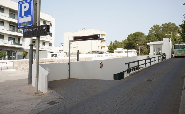 Santa Eulària impulsa la modernización del parking público del passeig de la Pau con una inversión de más de 150.000 euros