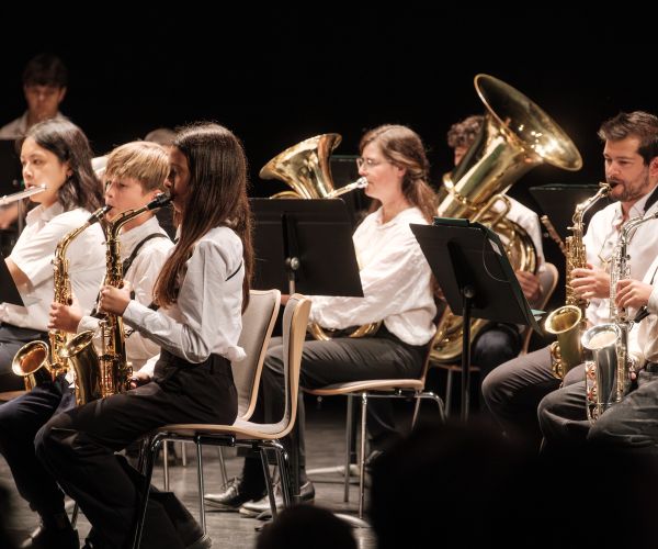 L'Escola Municipal de Música amplia la seva oferta amb dansa clàssica i nous cursos de producció musical