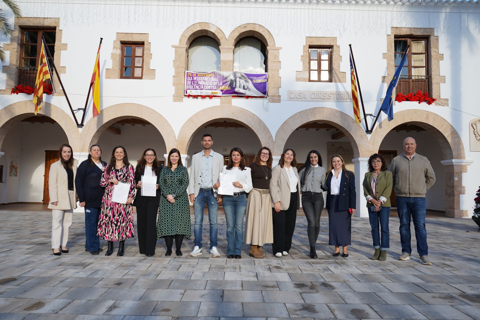 Incorporación de ocho nuevos funcionarios en Santa Eulària