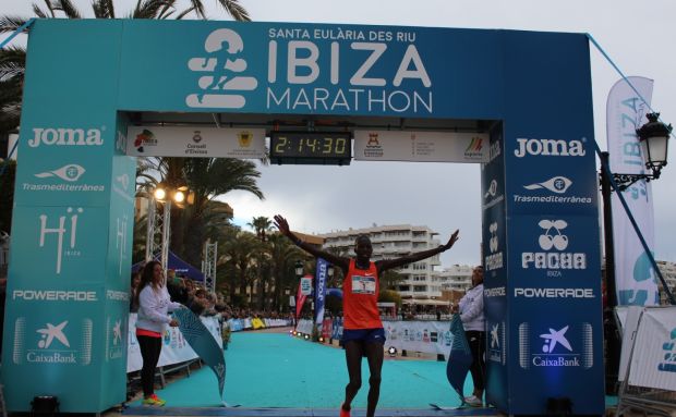 Talls al trànsit rodat en el municipi amb motiu del Santa Eulària Ibiza Marathon el pròxim 2 d'octubre