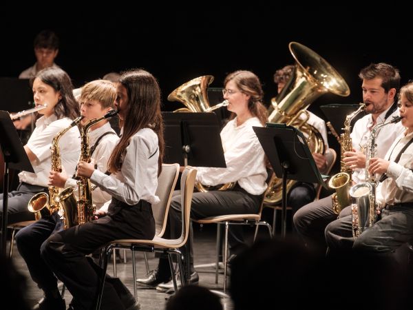 L'Escola Municipal de Música amplia la seva oferta amb dansa clàssica i nous cursos de producció musical