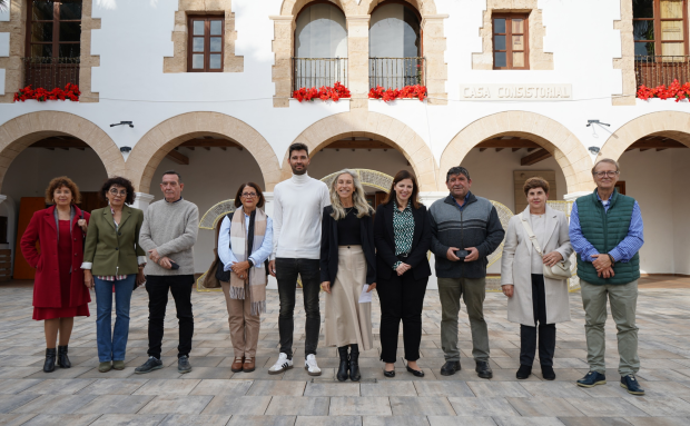 Santa Eulària homenajea a cinco trabajadores municipales que se jubilan