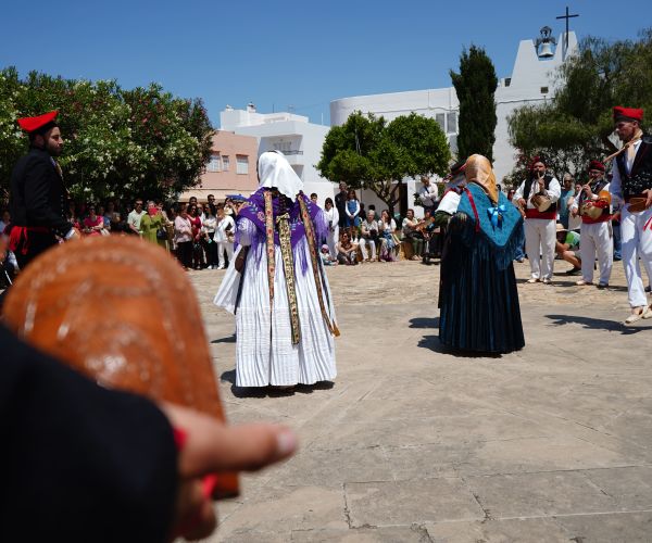 Es Puig d’en Valls presenta sus fiestas patronales con música, talleres y el tradicional concurso de fideuá