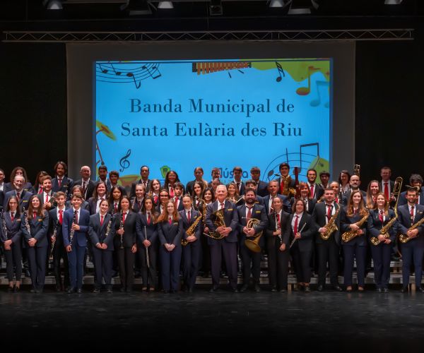 La Banda Municipal de Santa Eulària reviu el millor cinema d'animació en Es Canar