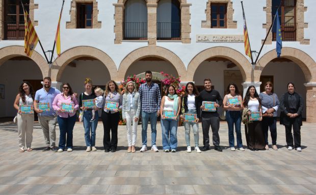 Santa Eulària activa una nueva convocatoria de ayudas para facilitar el regreso a los jóvenes del municipio
