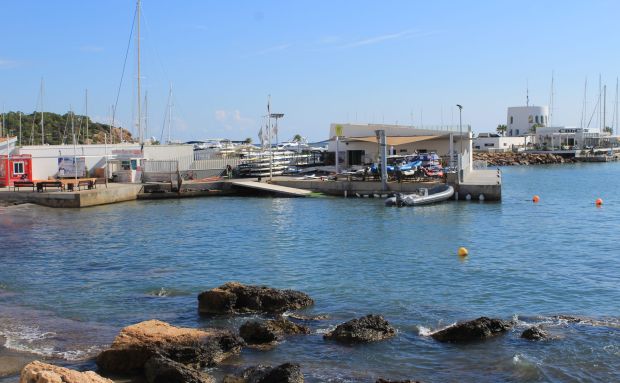 L'Ajuntament presenta al·legacions al Pla general de ports per evitar la desaparició de l'Escola Municipal de Vela