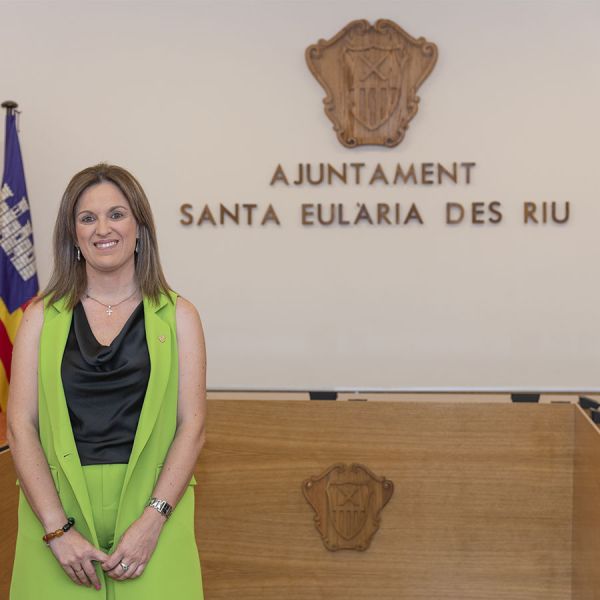 Dª. Beatriz Fernández Olmos