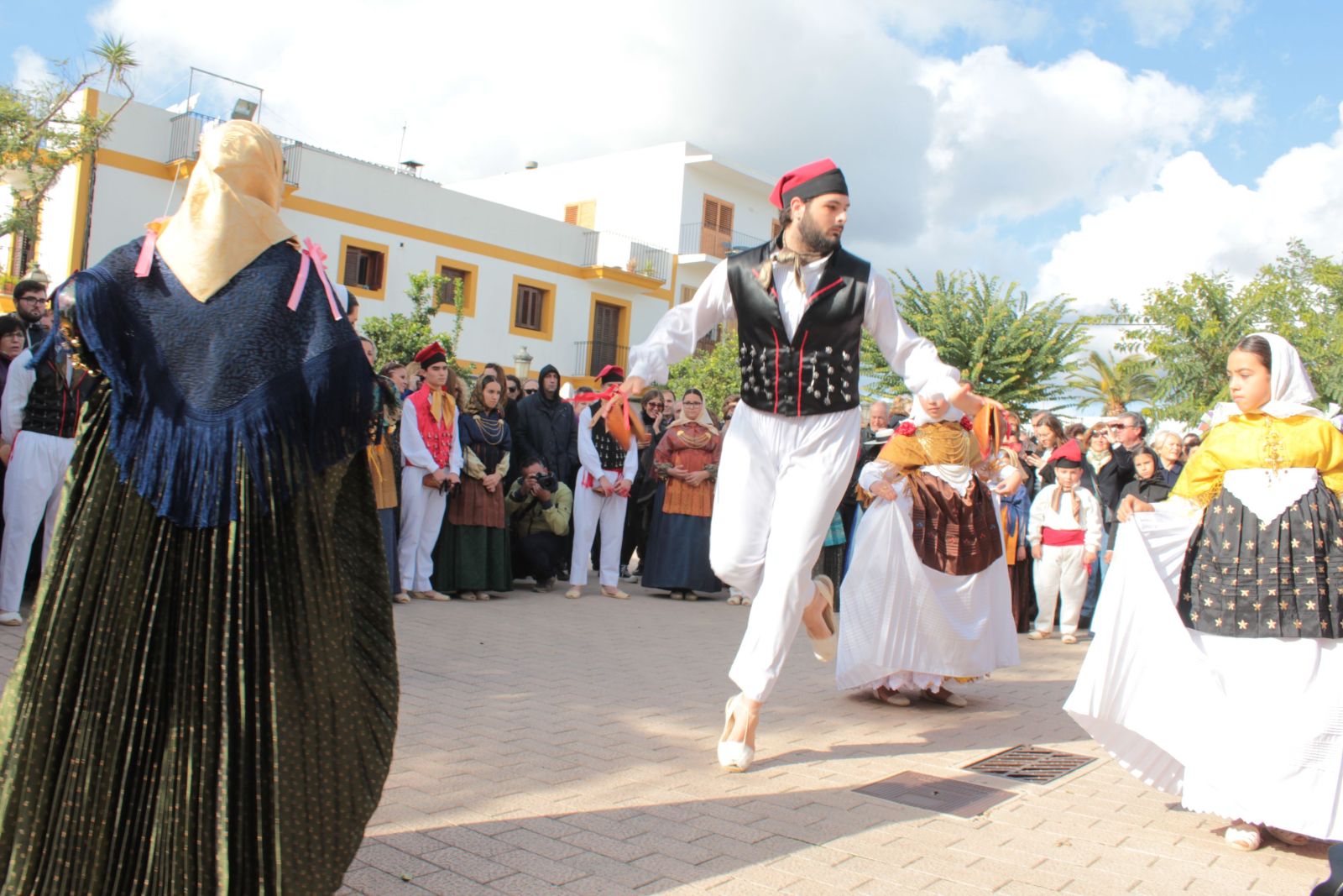 Bingo pagès, caminades, molt d’esport i presentació de dos llibres per a les festes de Santa Gertrudis