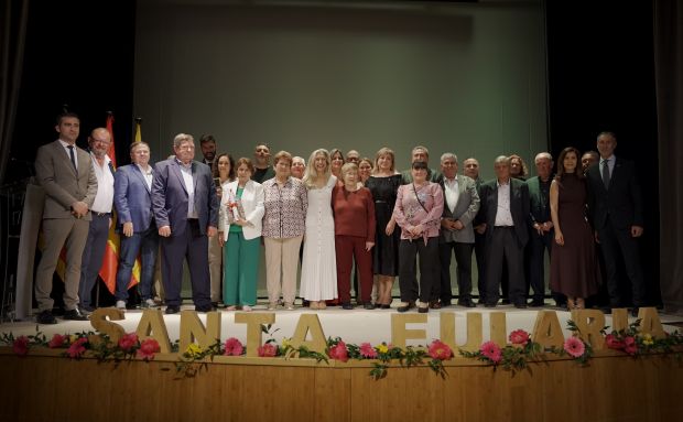 Santa Eulària pone en valor la tradición y el compromiso con la entrega los Premios Xarc y la Medalla de Oro 2026