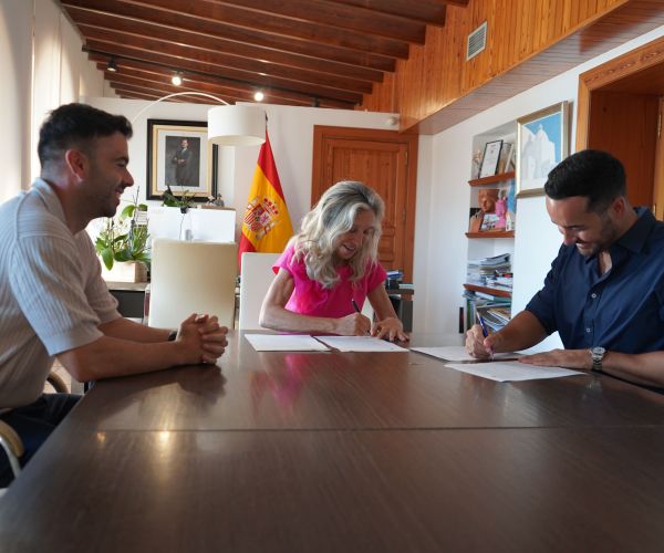 Santa Eulària consolida su modelo de promoción turística ligado al comercio y al territorio