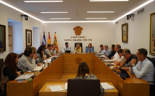 El pleno de Santa Eulària aprueba su Presupuesto General para 2026