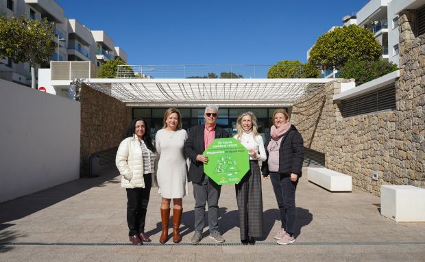 Santa Eulària des Riu primer municipio de Ibiza en unirse a la campaña #RespiroLibre de la Asociación Española contra el Cáncer