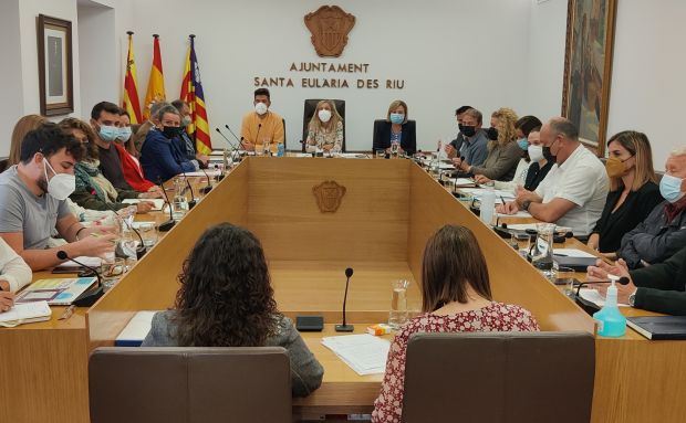 El Ple aprova que les vivendes vacacionals paguin una taxa d'escombraries específica i més cara que els domicilis particulars