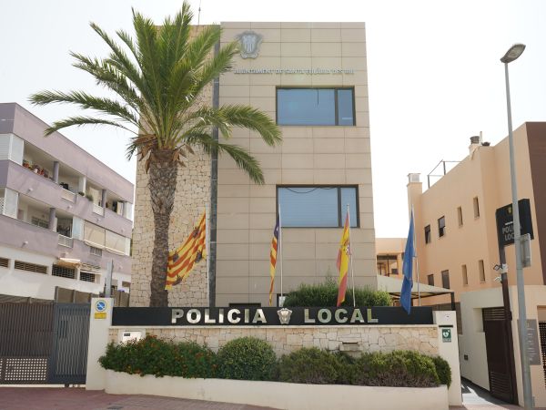 La Policía Local de Santa Eulària logra su mejor valoración ciudadana con un 7,8 sobre 10