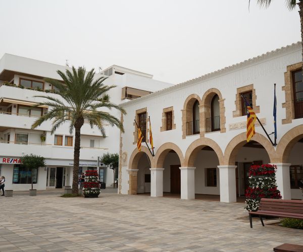 Santa Eulària activa el seu Pla d'Emergències Municipal davant la previsió de fortes pluges i vent