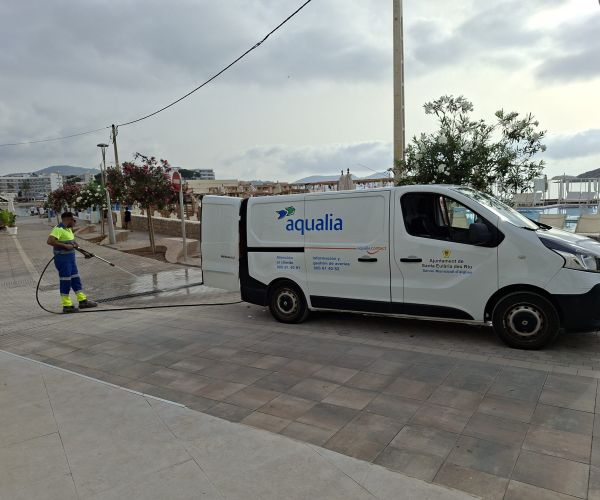 Santa Eulària inicia la neteja dels 145 quilòmetres de xarxa d'aigües pluvials per a evitar inundacions
