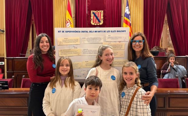Els joves de Santa Eulària proposen solucions per a un ús segur de les xarxes socials en el XIV Parlament Infantil Balear