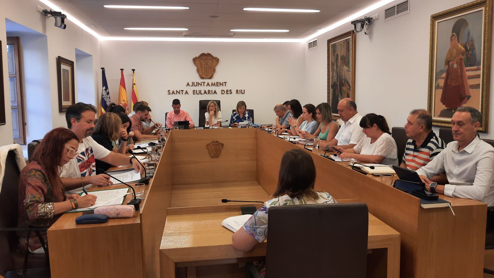 The Council Agrees to Simplify the Regulation to Sanction Illegal Tourist Rentals and Includes Advertising on Apps and Social Media