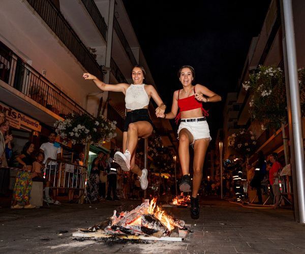 Santa Eulària des Riu celebrarà la Nit de Sant Joan entre fogueres, música en directe i activitats infantils