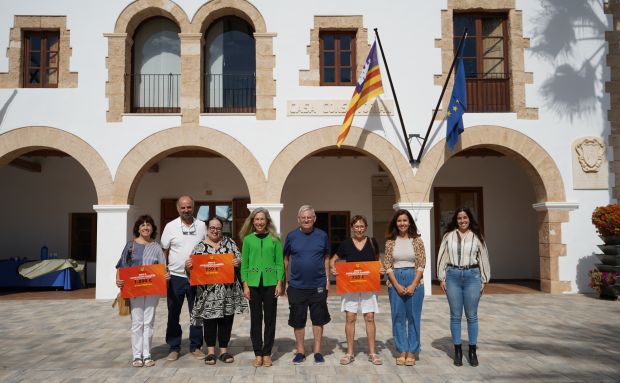 Santa Eulària premia la excelencia académica de sus jóvenes talentos