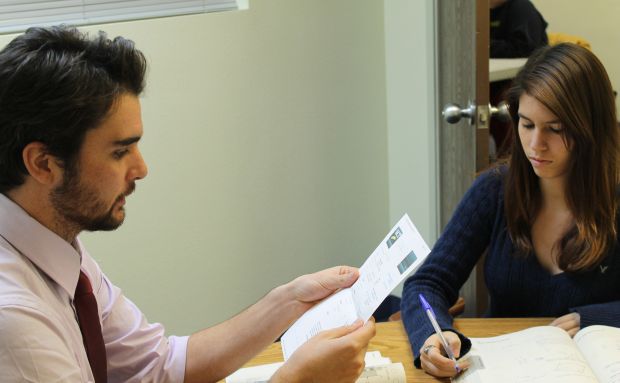 Este miércoles se inician tutorías gratuitas para aprender catalán tanto de forma presencial como en línea