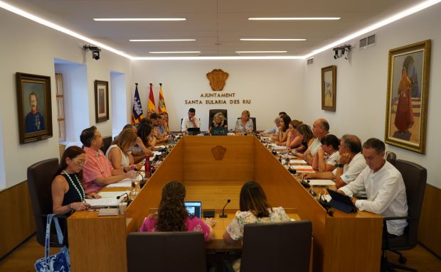 Santa Eulària destinará más de 1,2 millones de euros de remanentes a vivienda a precio limitado, deportes y seguridad