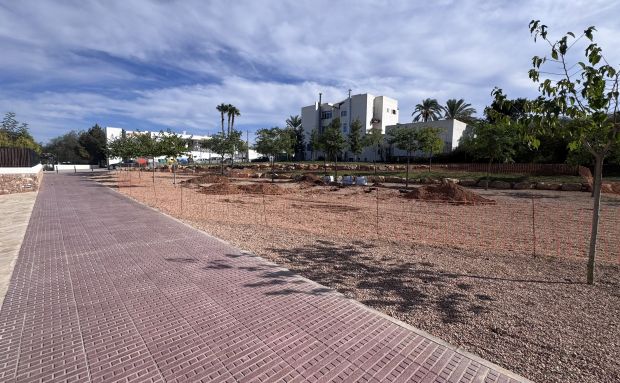 Santa Eulària inicia la instalación de un nuevo parque de calistenia en la zona deportiva de Santa Gertrudis