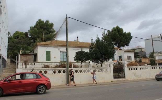 El Pleno aprueba fondos para comprar la Casa Barrau y el centro de baja exigencia de sa Joveria