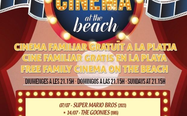 Cinema at the beach of Cala Llonga