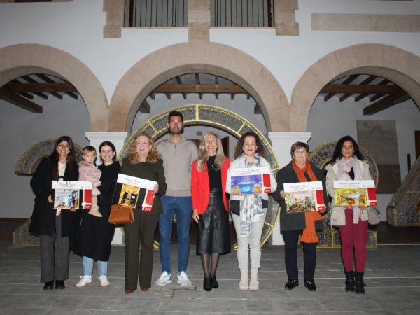 Instalaciones es Mercat, guanyador del XXIV Concurs d'Aparadorisme del Comerç de Santa Eulària des Riu