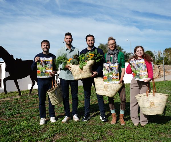 Santa Eulària estrena un mercado ecológico en Can Planetes