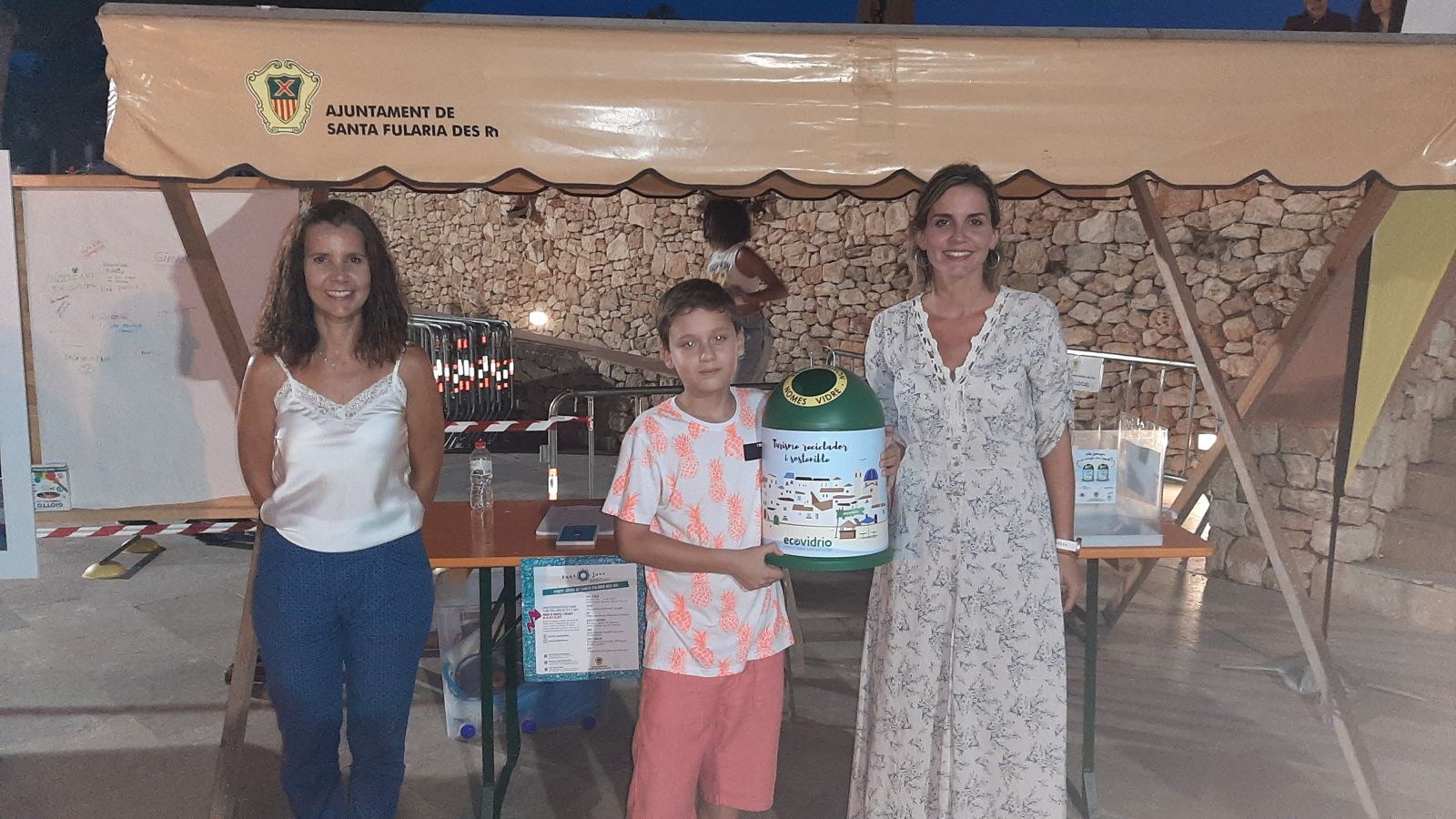 Santa Eulària des Riu competirá este verano por conseguir la Bandera Verde de la sostenibilidad hostelera de Ecovidrio