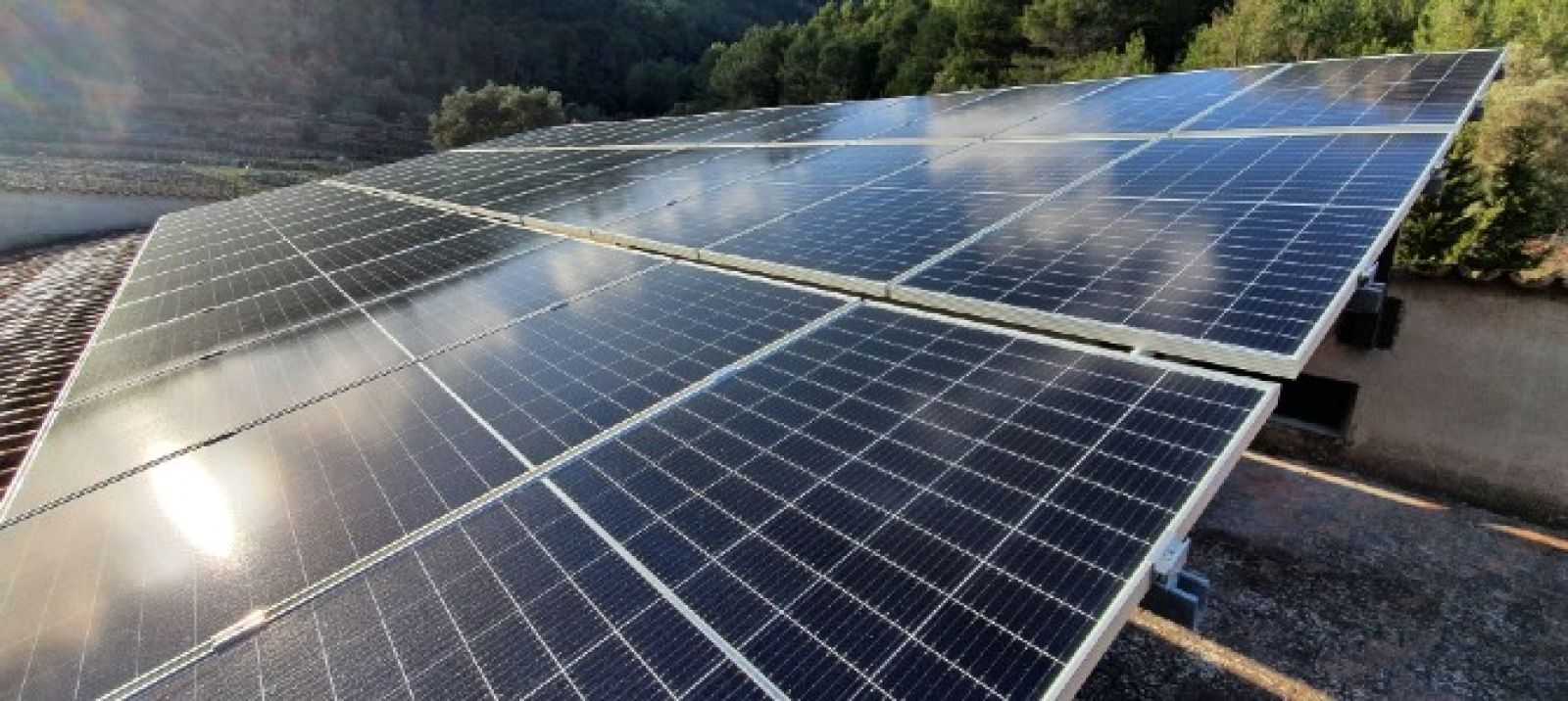 L'Ajuntament instal·larà 120 panells solars en el col·legi de Jesús i en el pavelló municipal