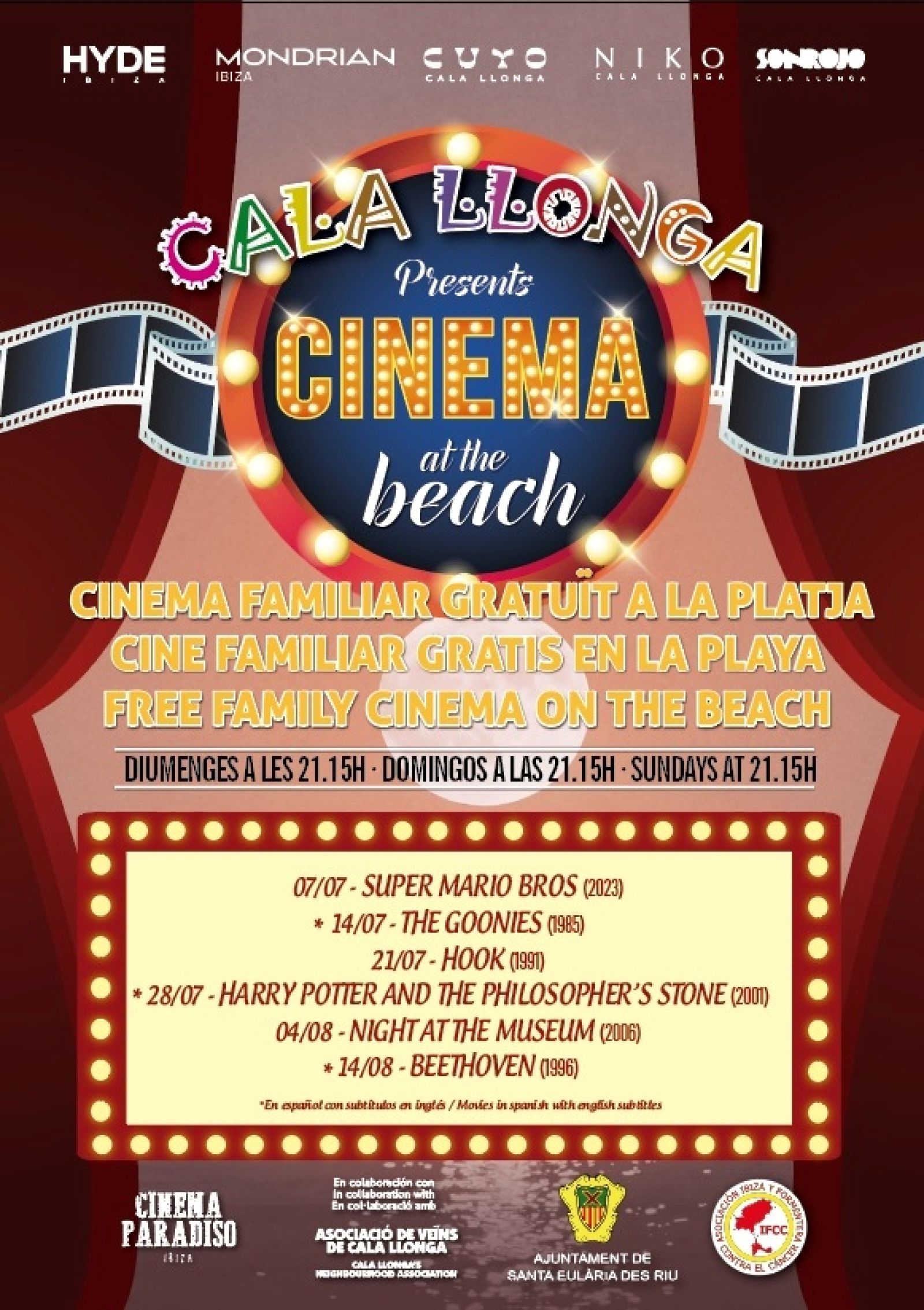 Cinema at the beach of Cala Llonga