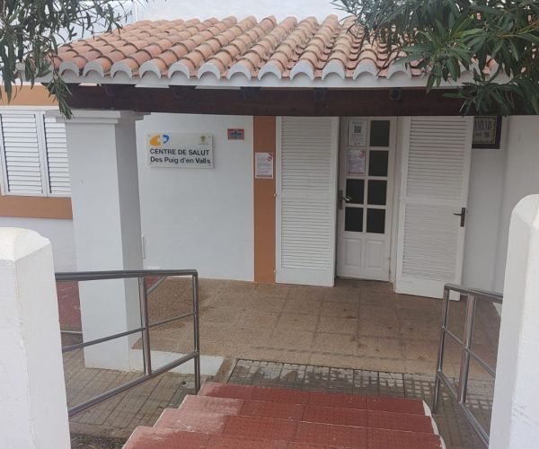 El Equipo de Gobierno presenta una moción para pedir a Salut personal administrativo para evitar desplazamientos a los pacientes de Santa Gertrudis, Sant Carles y es Puig d’en Valls