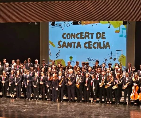 Éxito rotundo del concierto de las Bandas Municipales en honor a Santa Cecilia en el Palau de Congressos